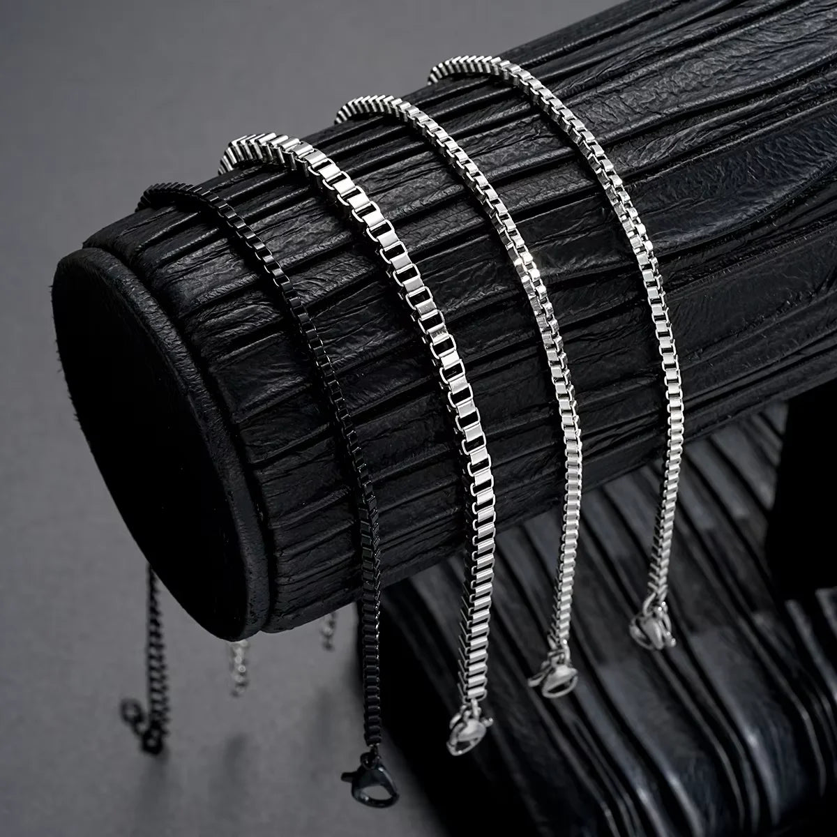 4 pieces of bracelets for man
