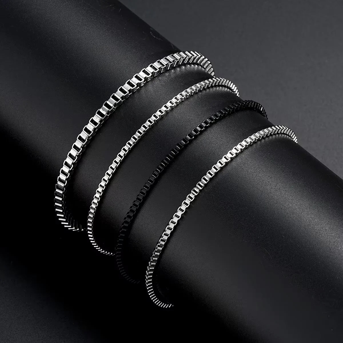 4 pieces of bracelets for man